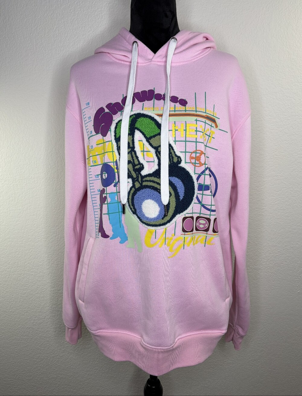 Bleecker & Mercer Showcase Headphone Pink Pocket Hoodie Sweater Large
